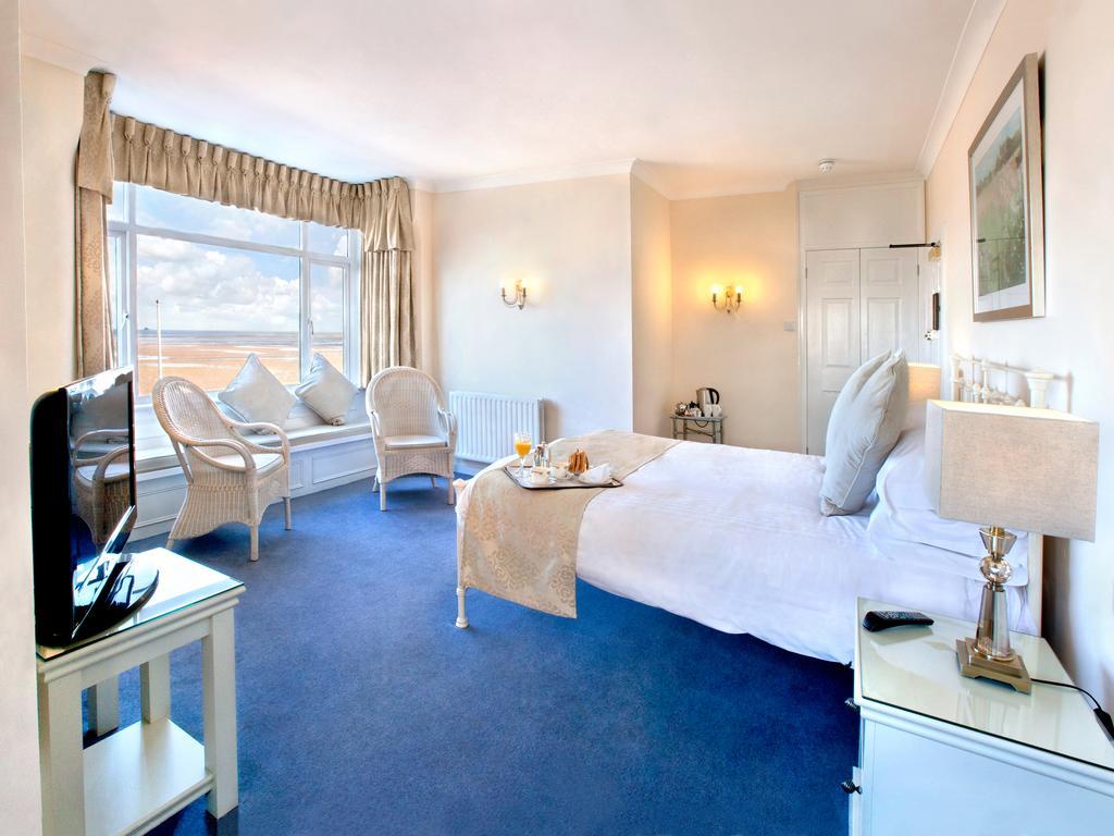 קלית'ורפס Kingsway Hotel. מראה חיצוני תמונה