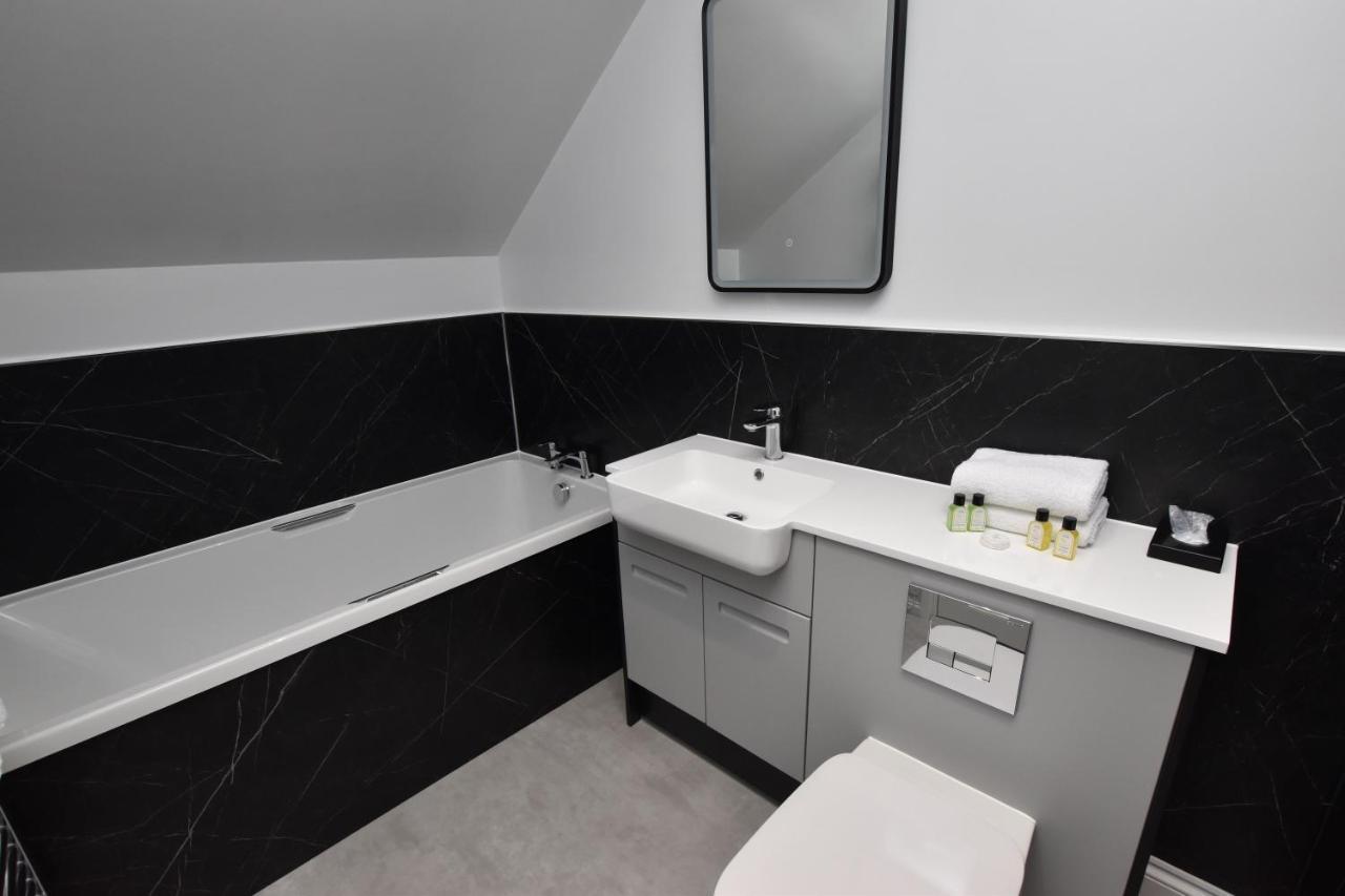 קלית'ורפס Kingsway Hotel. מראה חיצוני תמונה