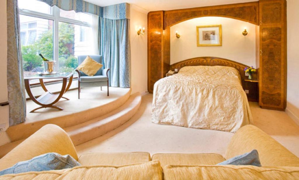 קלית'ורפס Kingsway Hotel. חדר תמונה